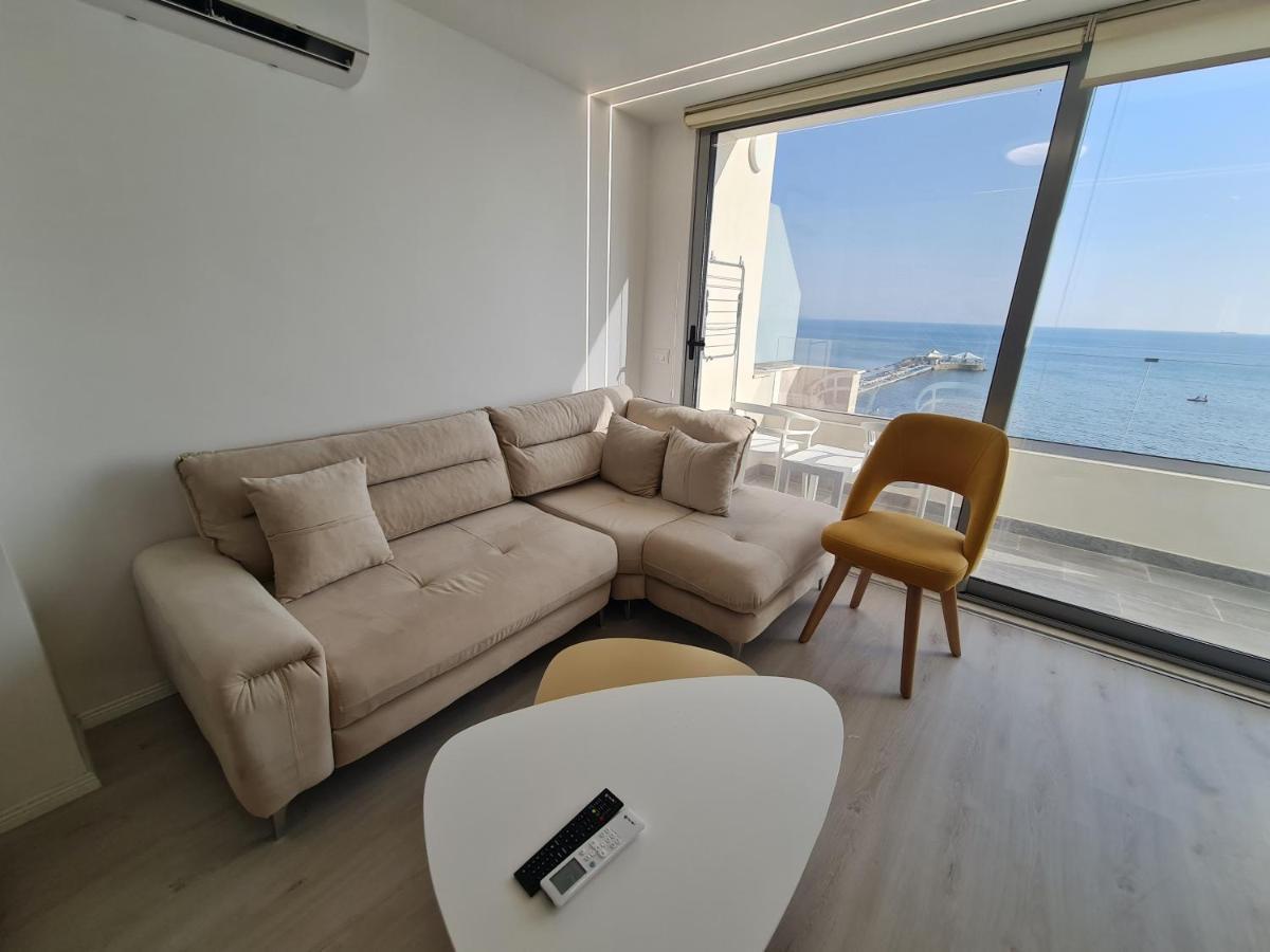 Апартаменты Sea View Luxury Duplex Дуррес Экстерьер фото